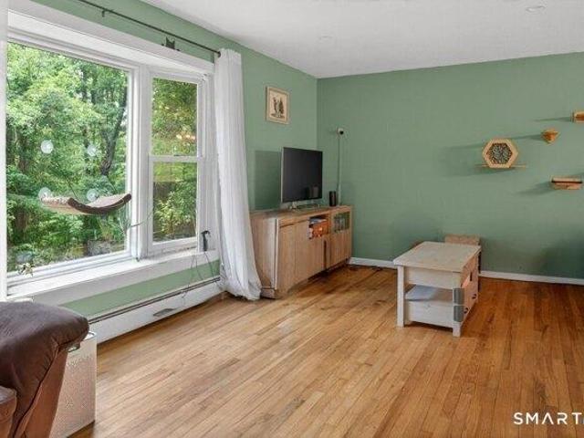 House for sale in Bridgewater, Connecticut