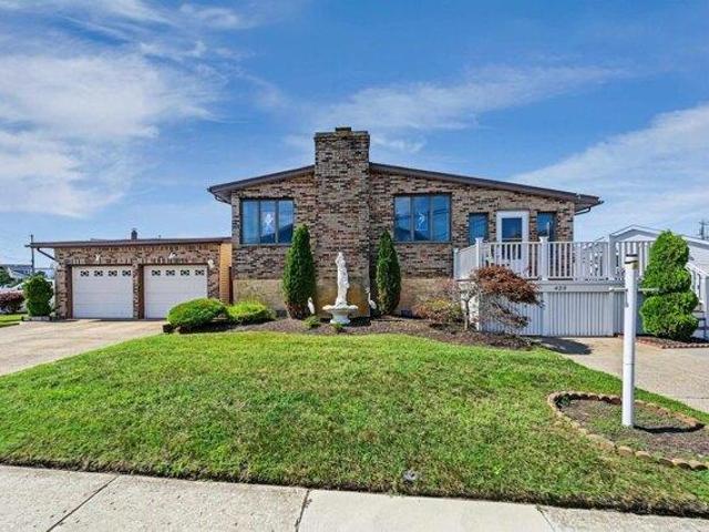 House for sale in Brigantine, New Jersey