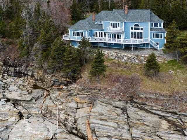 House for sale in Bristol, Maine