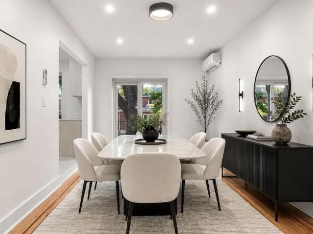 House for sale in The Bronx, Arverne