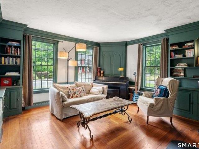 House for sale in Brookfield, Connecticut