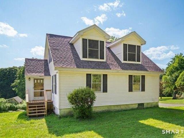 House for sale in Brookfield, Connecticut