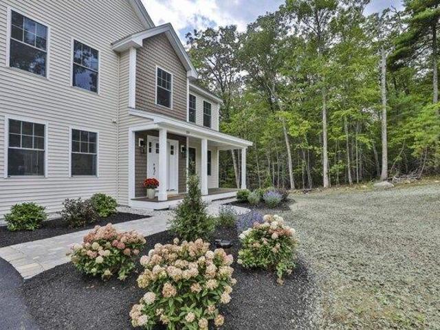 House for sale in New Hampshire