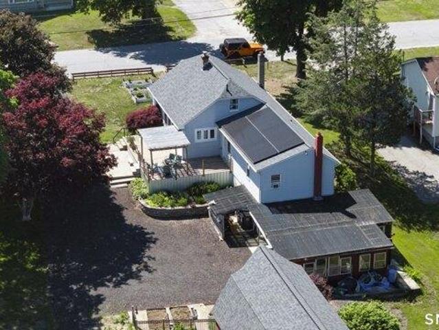 House for sale in Brooklyn, Connecticut