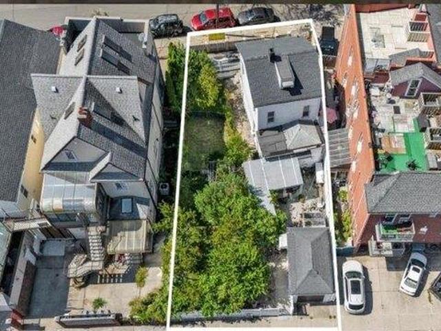 House for sale in Arverne, New York