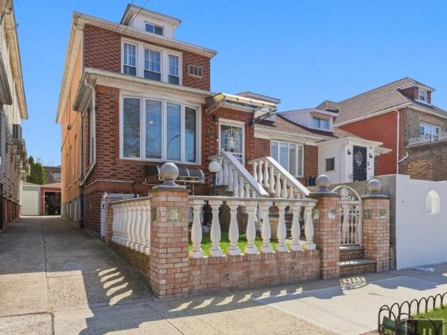 House for sale in Arverne, New York