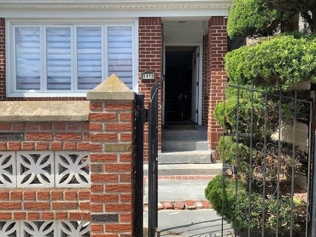 House for sale in Arverne, New York