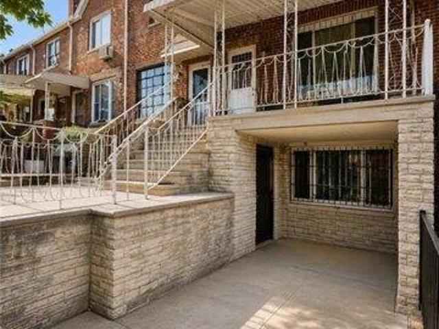 House for sale in Arverne, New York