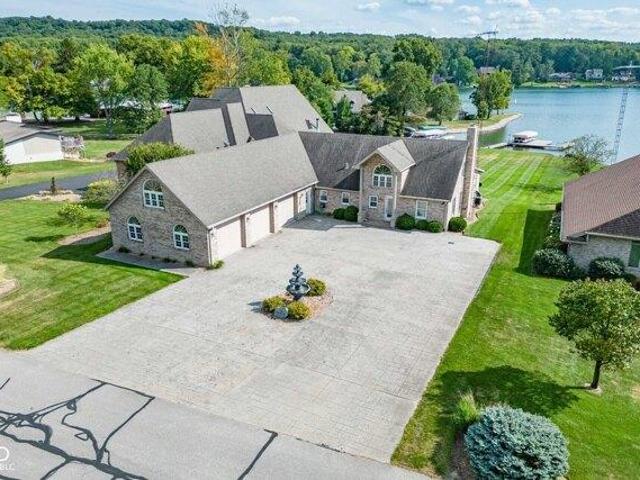 House for sale in Brownstown, Indiana