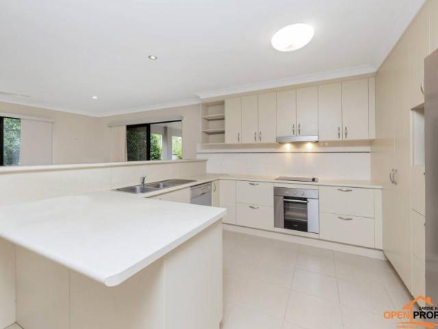 House for sale in Bushland Beach, Queensland