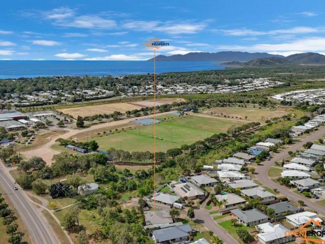 House for sale in Bushland Beach, Queensland