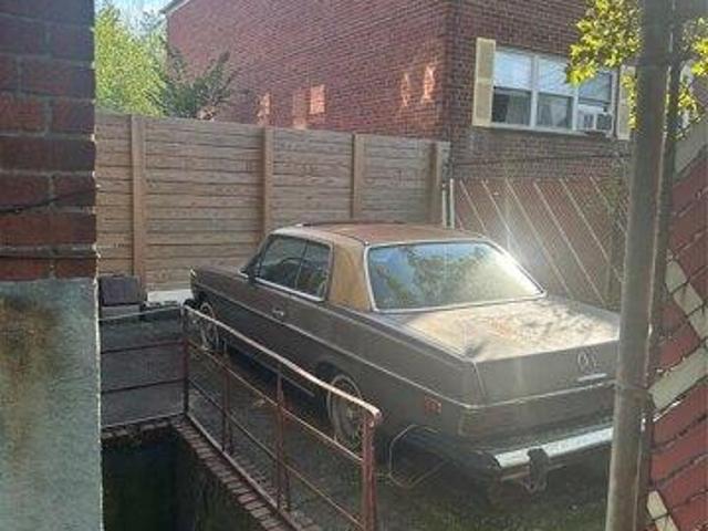 House for sale in Queens, Arverne