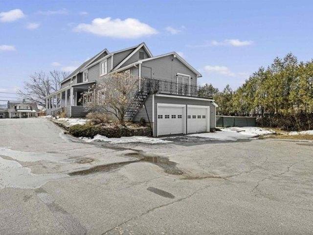 House for sale in Canaan, Essex County