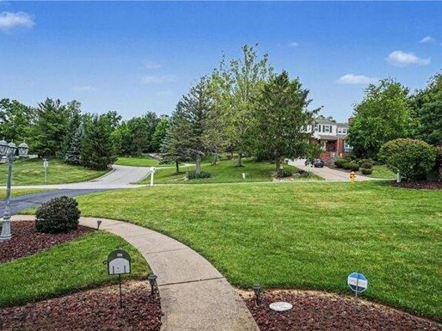 House for sale in Strabane, Pennsylvania