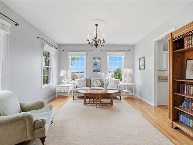 House for sale in Venetia, Pennsylvania