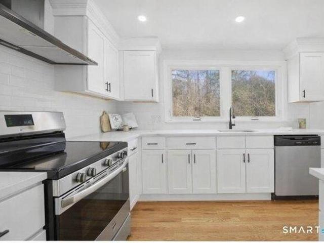 House for sale in Canton, Connecticut