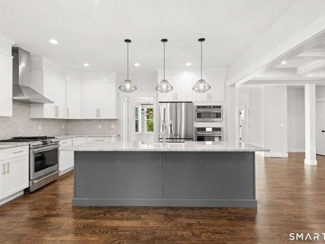 House for sale in Canton, Connecticut