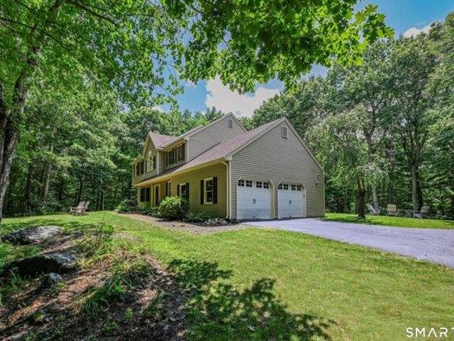 House for sale in Canton, Connecticut