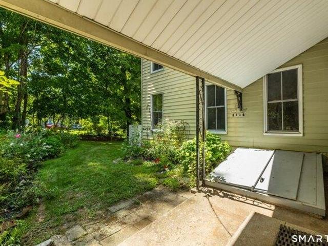 House for sale in Canton, Connecticut