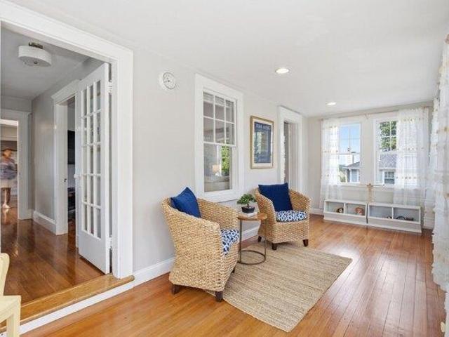 House for sale in Canton Junction, Canton