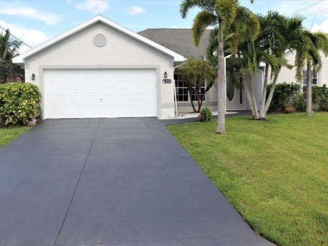 House for sale in Cape Coral, Lee County