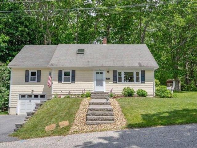 House for sale in Cape Elizabeth, Maine