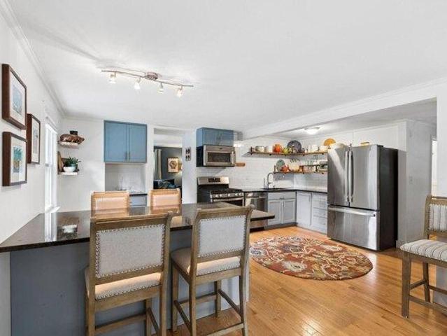 House for sale in Cape Elizabeth, Maine