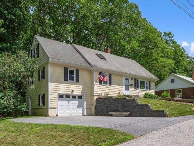 House for sale in Cape Elizabeth, Maine