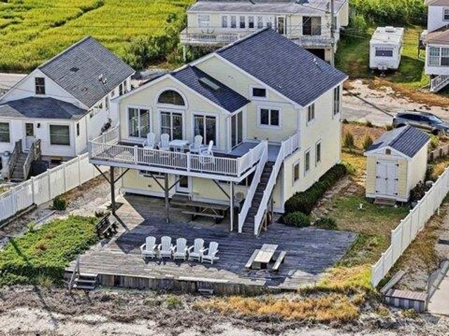 House for sale in Green Creek, New Jersey