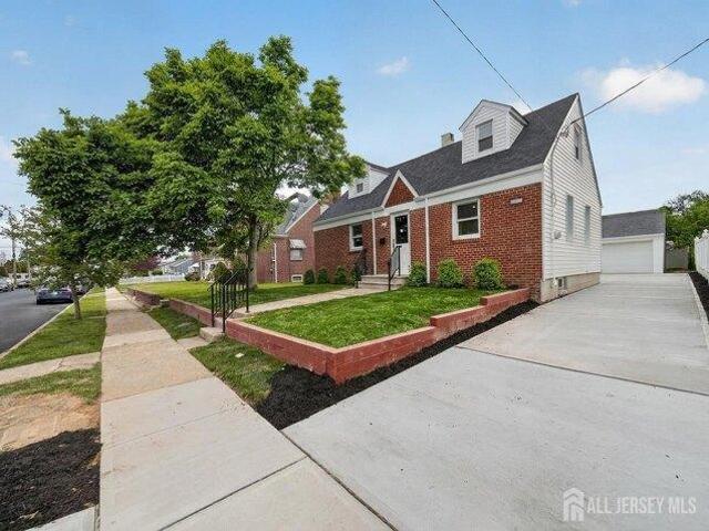 House for sale in Carteret, New Jersey