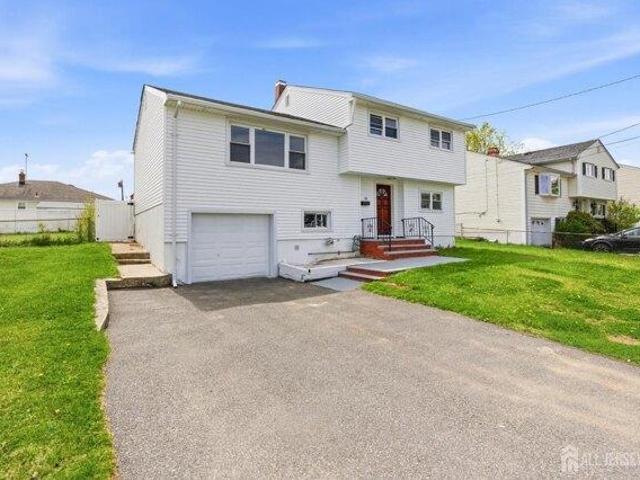 House for sale in Carteret, New Jersey