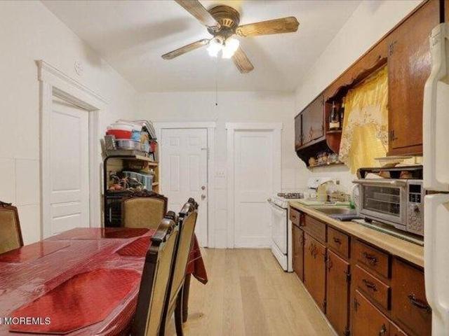 House for sale in Carteret, New Jersey