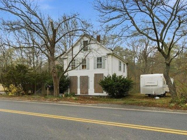 House for sale in Carver, Massachusetts