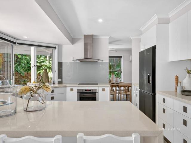 House for sale in Castaways Beach, Queensland