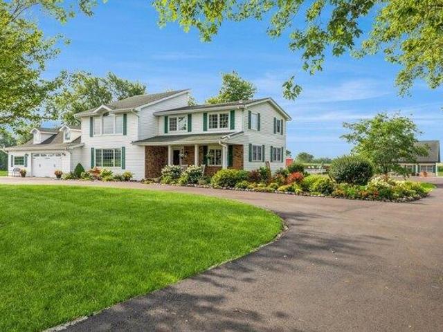 House for sale in Cedar Lake, Indiana