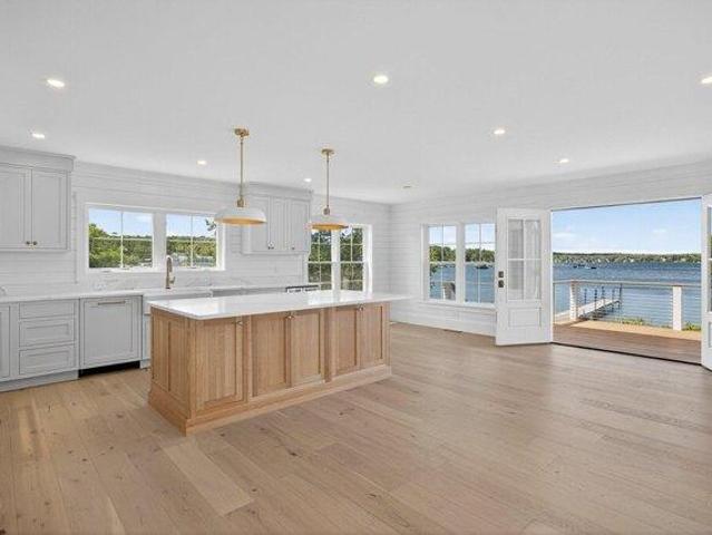 House for sale in Centerville