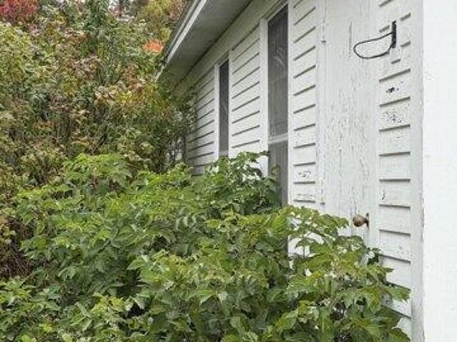 House for sale in Rollins Mill, Charleston