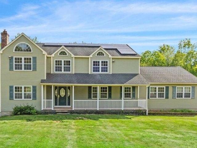 House for sale in Charlton, Massachusetts