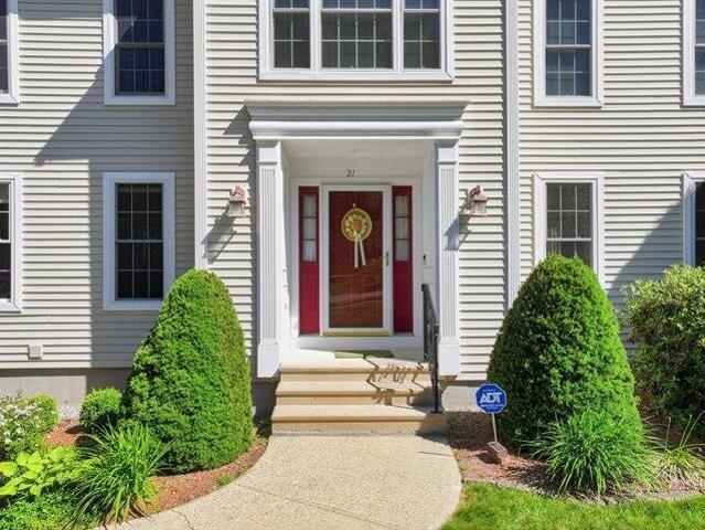 House for sale in Charlton, Massachusetts