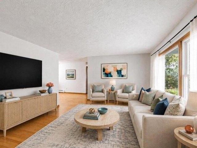 House for sale in Chelmsford, Massachusetts