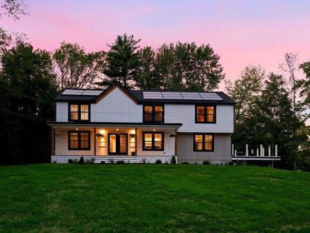 House for sale in Chelmsford, Massachusetts