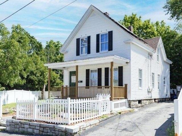 House for sale in Chelmsford, Massachusetts