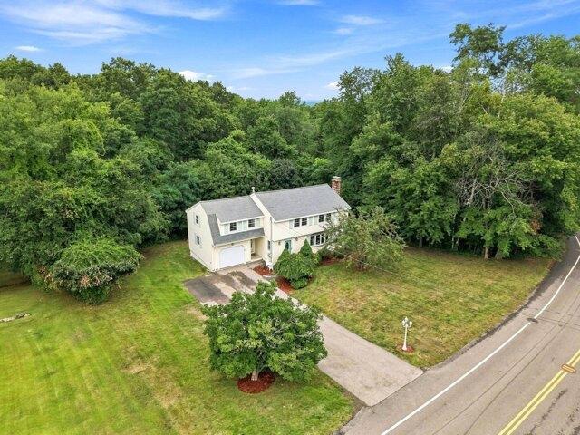 House for sale in Chelmsford, Massachusetts