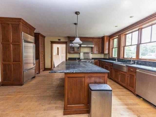 House for sale in Chelmsford, Middlesex County