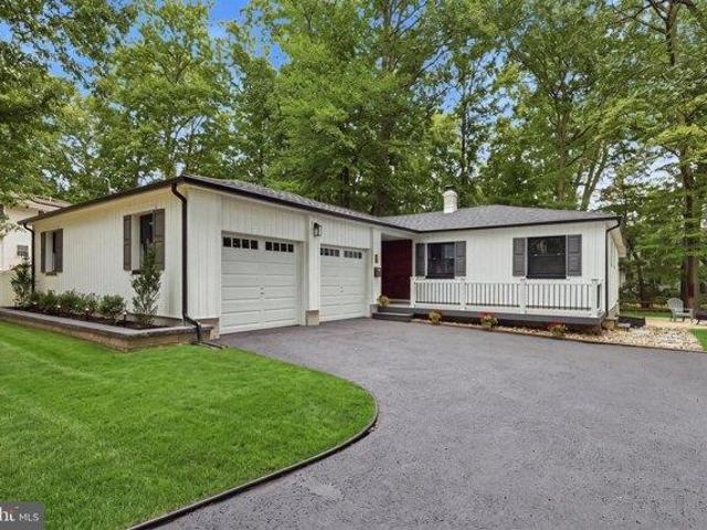 House for sale in Old Orchard, Cherry Hill Township