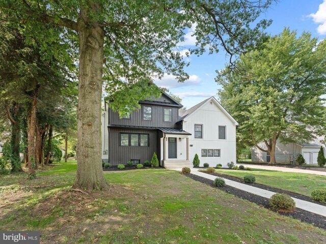 House for sale in Cherry Hill Mall, Cherry Hill Township