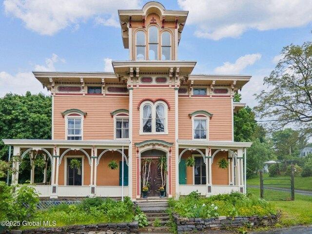 House for sale in Cherry Valley