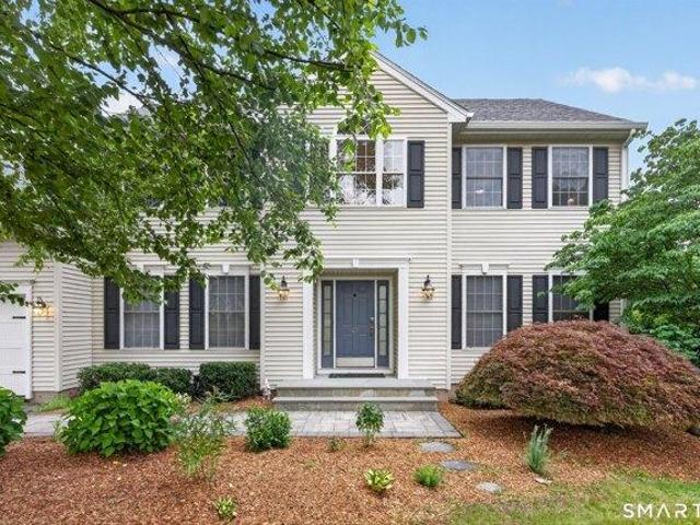 House for sale in Cheshire, Connecticut