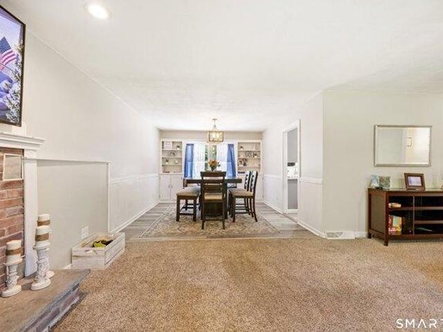 House for sale in Cheshire, Connecticut