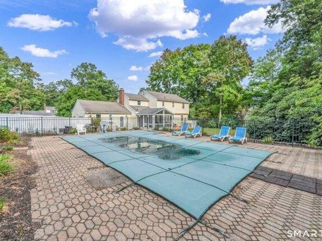 House for sale in Deaconwood, Cheshire